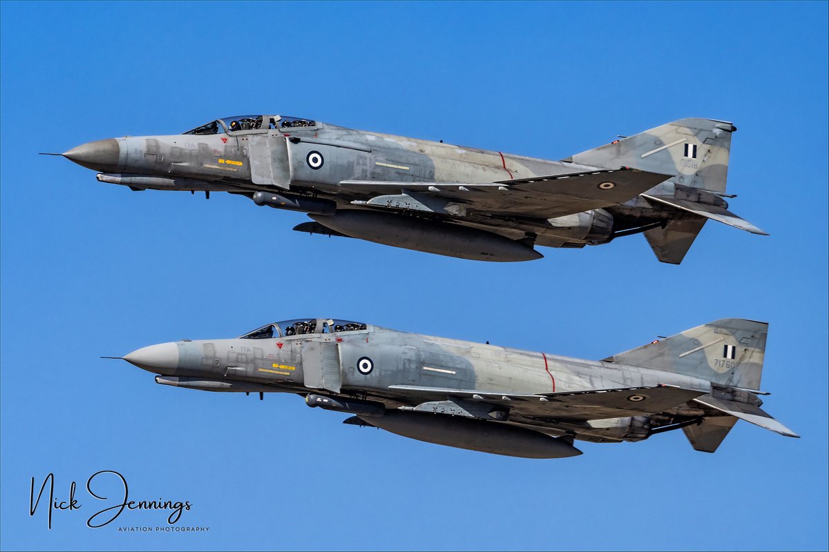 Show day! One of the star attractions for enthusiasts, this pair of F-4E AUP Phantoms performed a tactical demo at the Athens Flying Week. Not long left for the Phantoms now. 😢