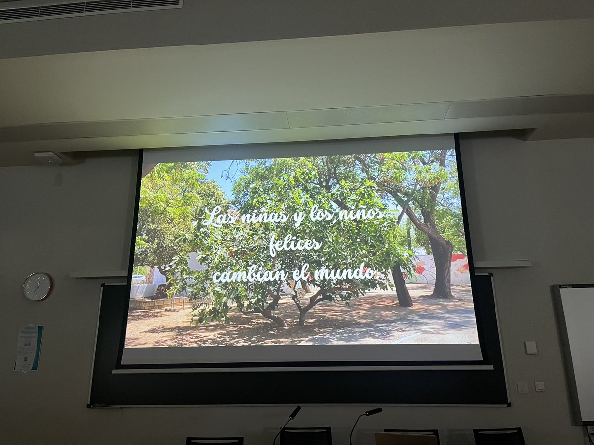 CosGrup's tweet image. El pasado jueves celebramos las VIII Jornadas de Innovación Educativa
Compartimos y encontramos sinergias entre proyectos de innovación para este curso! Gracias compañeras y compañeros😊 Acercando la Universidad a la Escuela #grupocos Gracias @sfpieuv @UV_EG #formacionprofesorado