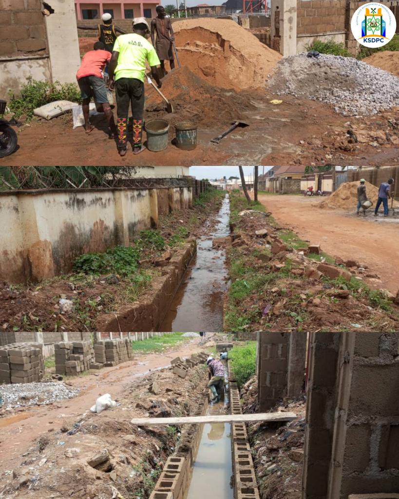 KSDPCLtd's tweet image. #OngoingWork
Infrastructure Development continues at the Malali Urban Renewal Site with trench excavation for drainage channels along Uganda Road, Kenya Drive, Lesotho &amp;amp; Namibia Close and laying of blockwork for drainage channels along Gambia Crescent.