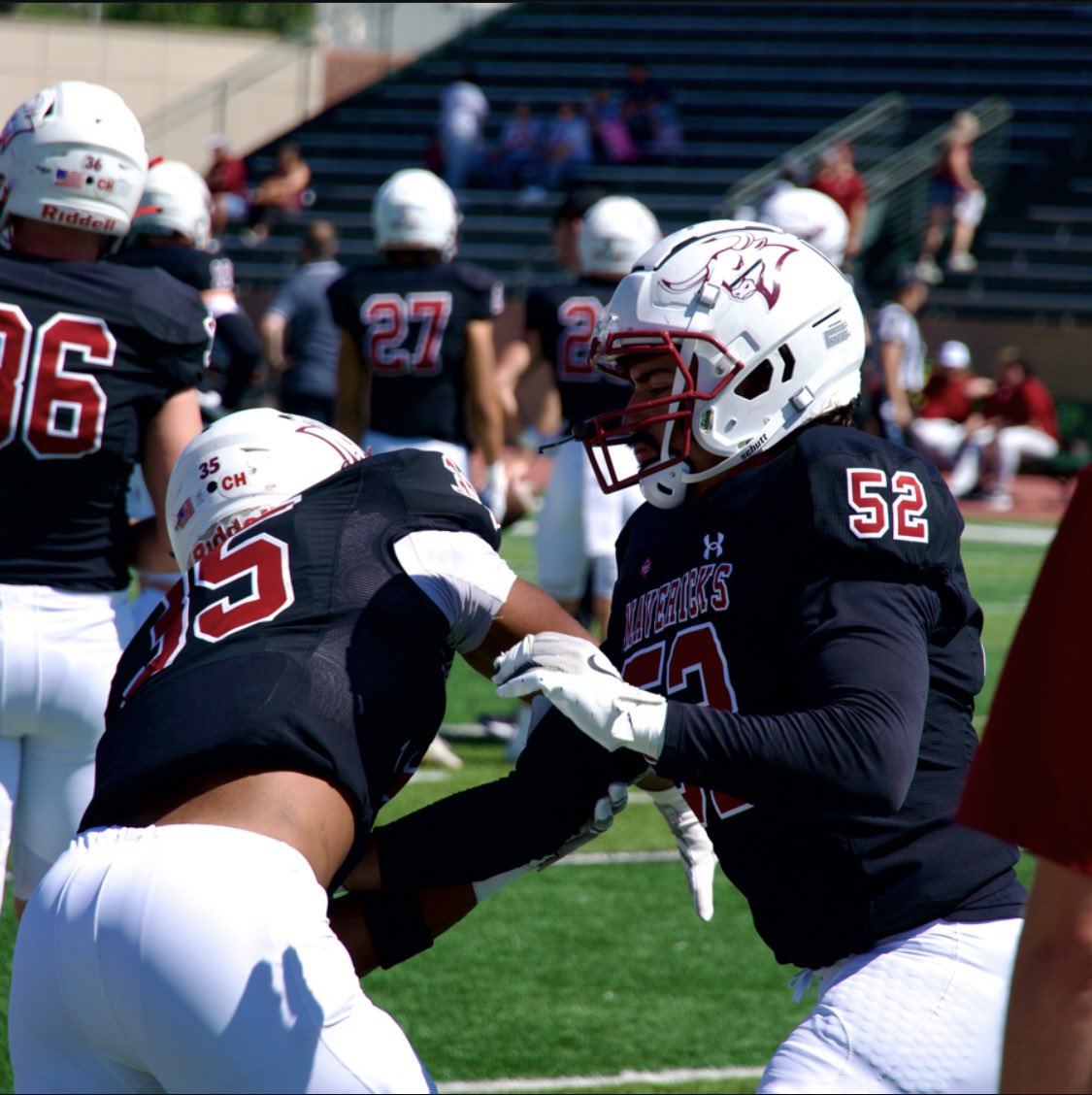 CMUMavsFootball's tweet photo. ⌛️🤘

#MavUp // #RumbleMavs https://t.co/TK0JHNeL7g