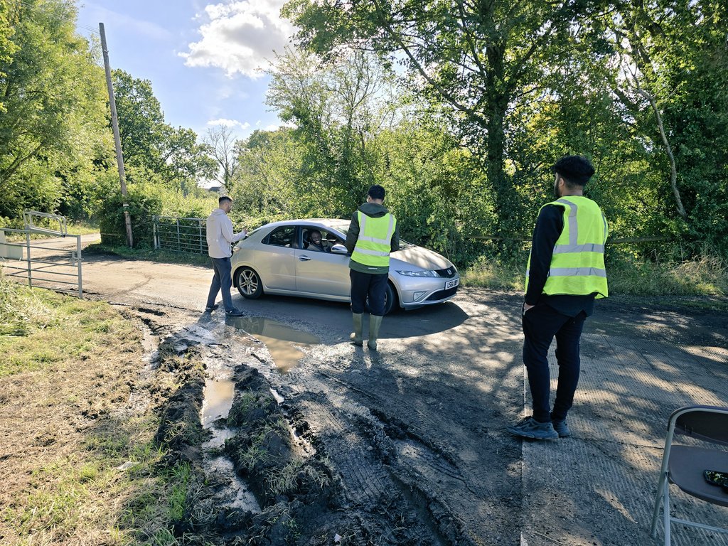AMYA_Midlands's tweet photo. On Saturday 14th September 2024, khuddam from East Midlands came to the National Ijtema site for duty and setup for the upcoming National Khuddam and Atfal Ijtema 2024.

#ijtema
#ijtema2024
@UKMuslimYouth https://t.co/Z0NC0jrrMV