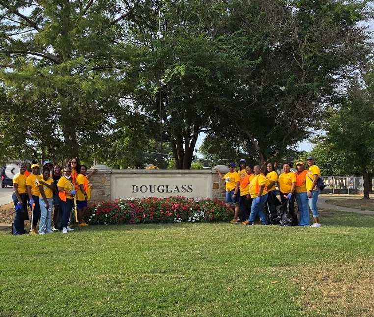 SGRhoPlano's tweet image. Earlier this year, Lambda Upsilon Sigma became a community partner with
the City of Plano, Texas Adopt-A-Highway Beautification Community
Program. This partnership led to the Chapter adopting a street,
in the Douglass Community.  #GreaterService #GreaterProgress