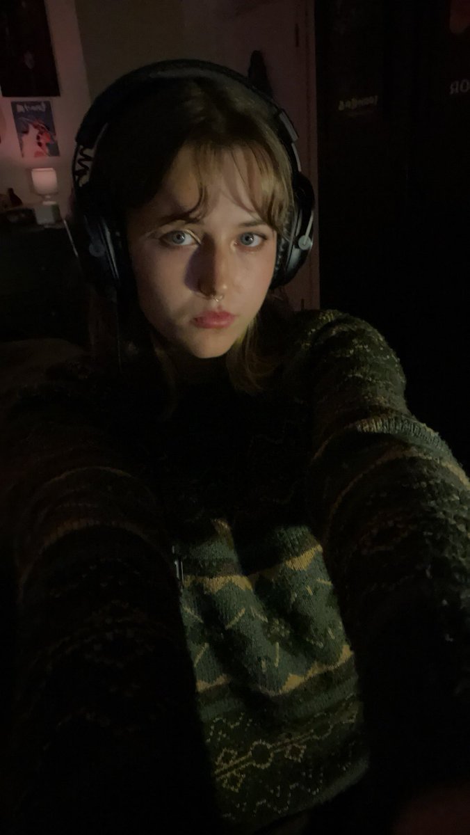 jess 🌻 tweet media