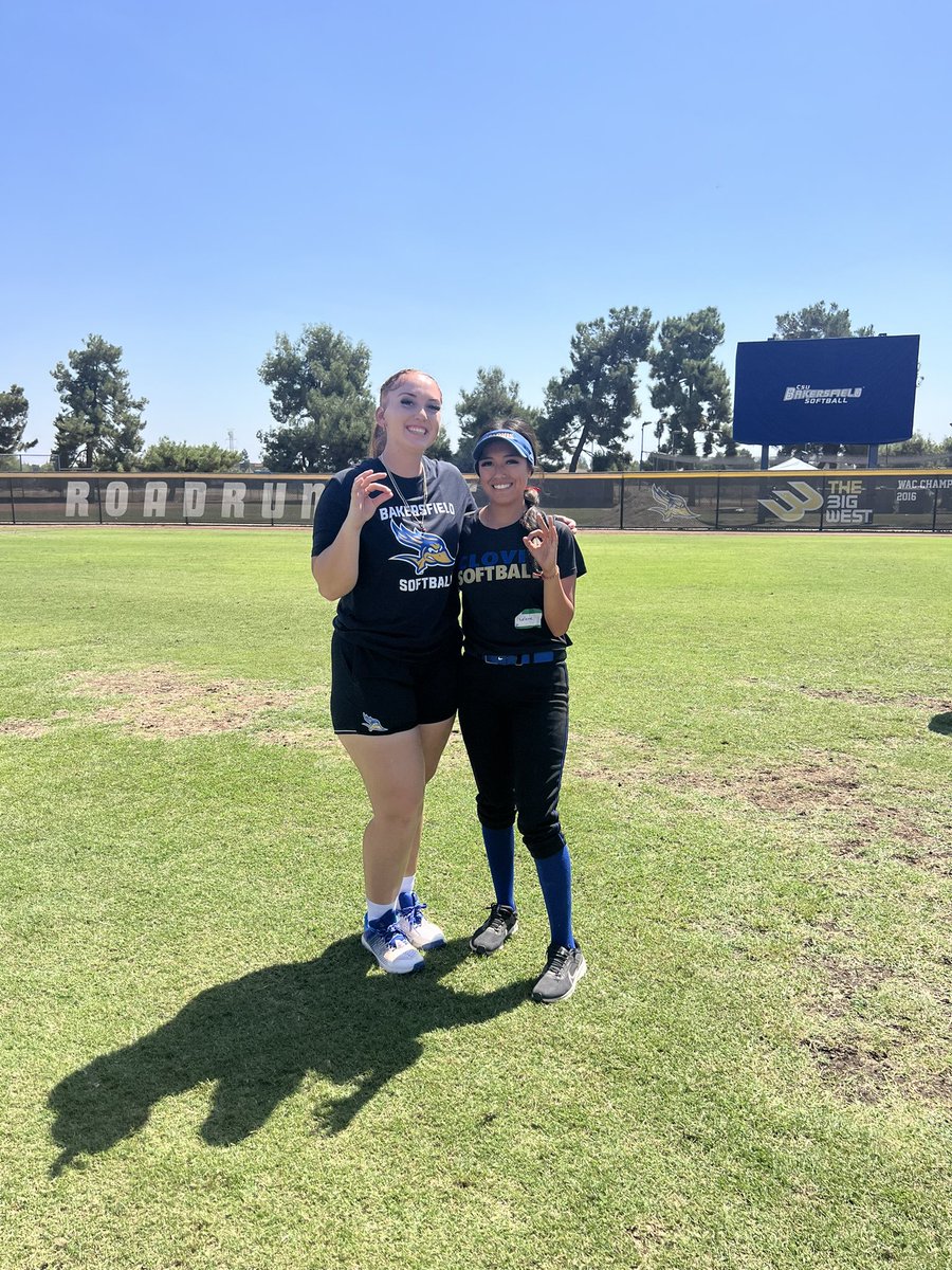 Thank you <a href="/CoachLettyO/">Letty Olivarez</a> <a href="/CSUB_Softball/">Bakersfield Softball</a> for the invite! I loved every part of it and I can’t wait to be back! #RunnersOnTheRise #GoRunners #Turn2forSwaggyP <a href="/Clovissoftball/">Clovissoftball</a>