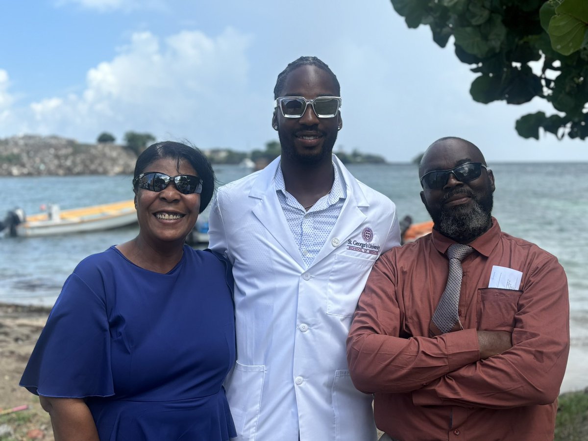 Splat_Pack's tweet image. Dr. Bornelus in the making 🩺🇭🇹