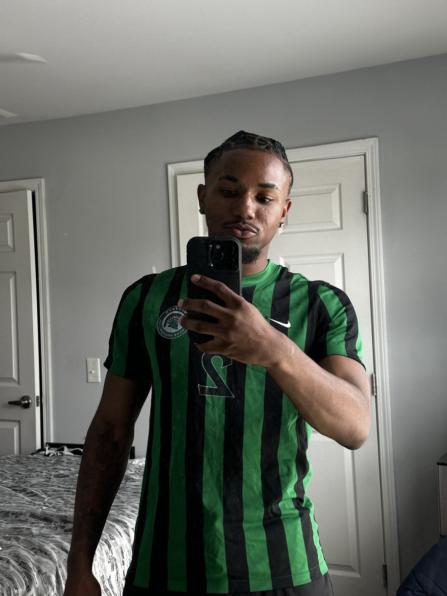 weluvkelvin's tweet image. let’s get soccer szn started ⚽️ #duece