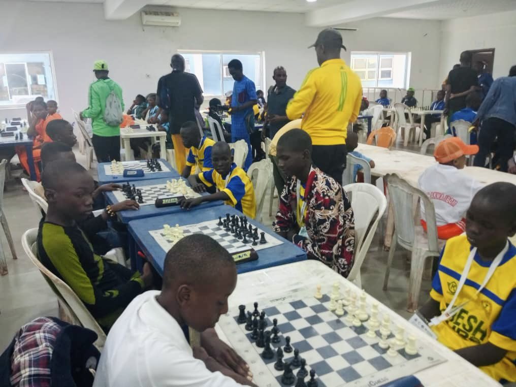 ibrahimvivian51's tweet image. Our boys from the Internally Displaced Persons (IDP) camp representing Adamawa State in Chess, had a great start at the National youth games in Delta state. They secured wins against Kwara state on board 1 &amp;amp; 3, won Akwai Ibom State on board 1,2 &amp;amp; 4, and also won Bauchi state on…