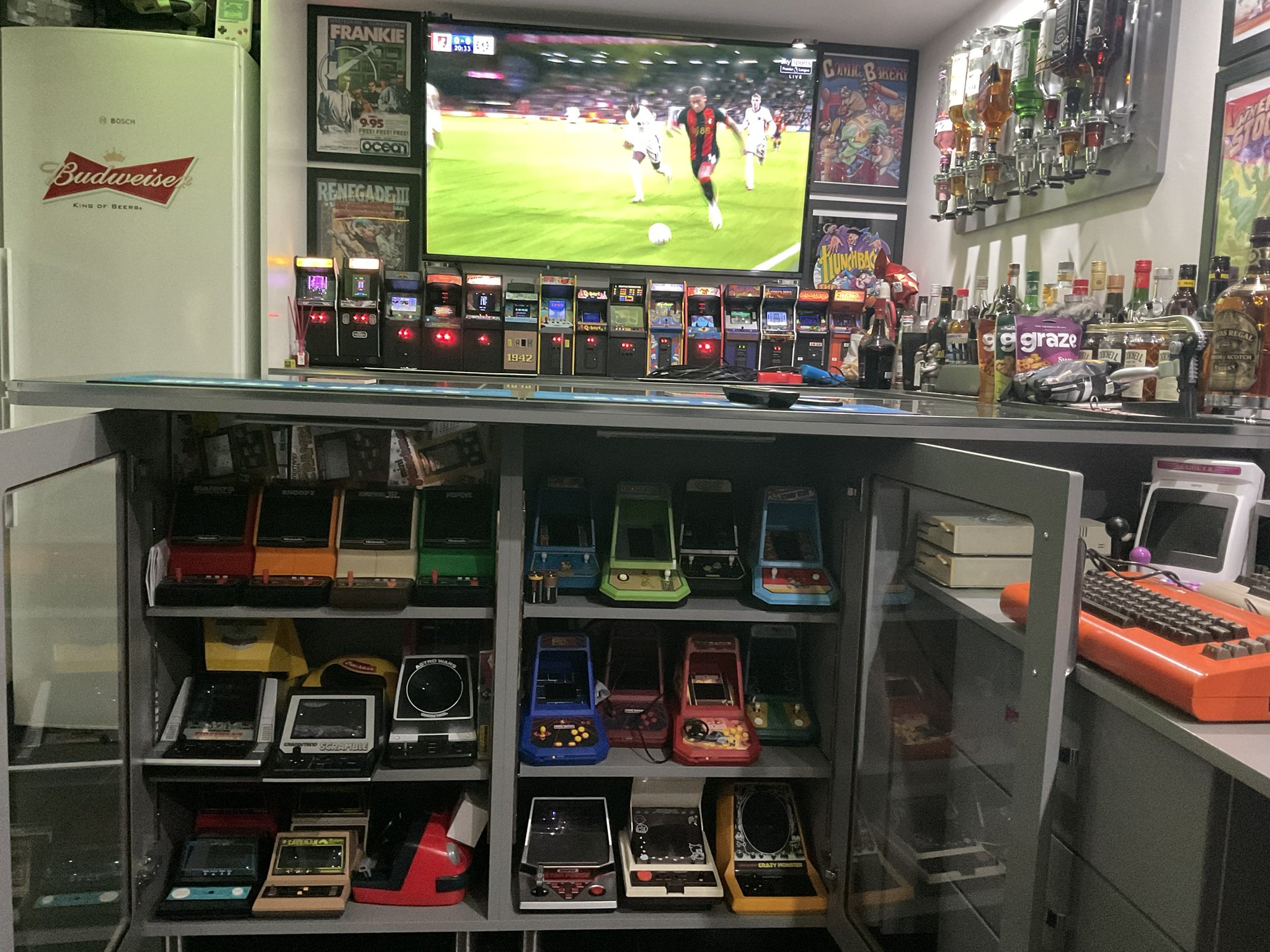 🕹UniversalRetroBoss 🕹 (@Underwulde123) / X