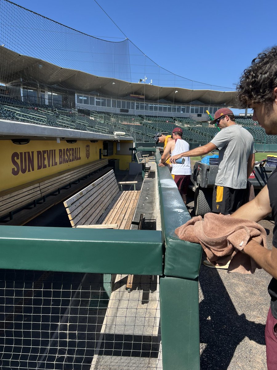 ASU_GCB's tweet photo. Today, we honor ‘Deano’ he took pride in keeping the dugout rail pads clean before every home game. #asubaseball #groundskeeping https://t.co/FVjy5eWK2W