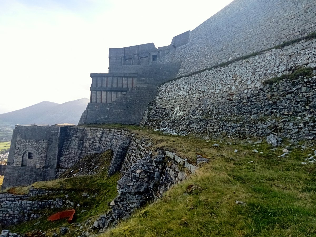 Today's visit was to Dragonstone from season 2 of House of the Dragon

Trefor Quarry, Wales

#HouseOfTheDragon #GameOfThrones