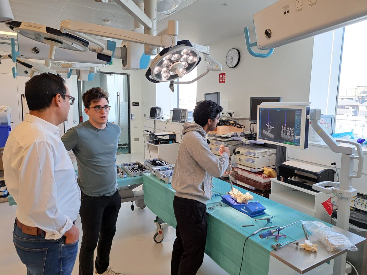 AdamRoche7's tweet image. Neurosurgery spine sim day today in @RCSI_SIM #anterior #posterior #cervical #thoraco #navigation #SimTastic