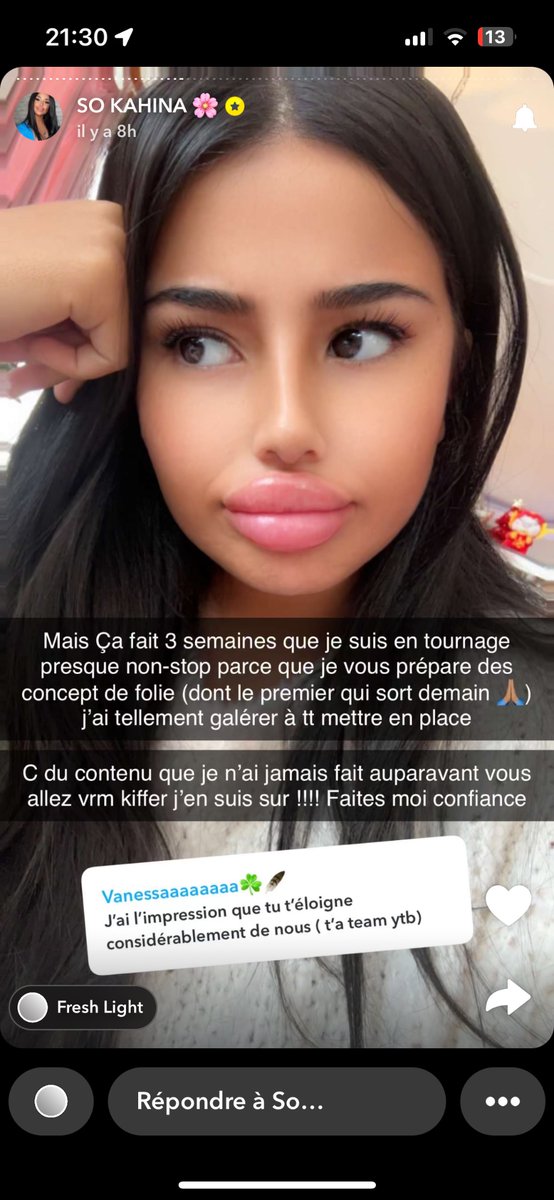 truthcom95's tweet photo. #sokahina qui pense que nous sa team YouTube ont a hâte de voir ses vidéo qu’elle fait avec les autres influvoleuse du moment…moi j’me suis désabonné depuis déjà… si jla suivais et pas les autres c’est pas pour la regarder mtn avec les autres…tu n’as plus rien d’exceptionnel https://t.co/BqC9jGhluh