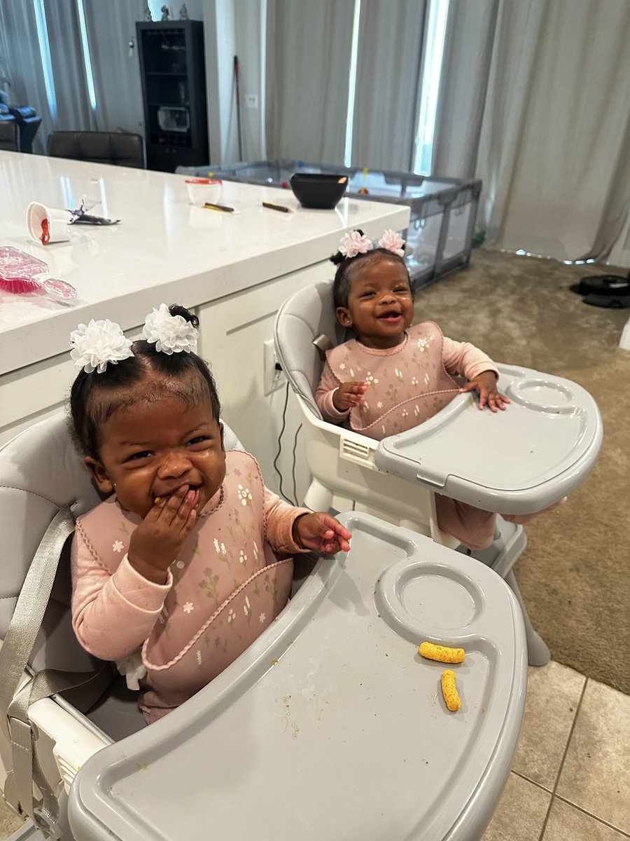 kalynnganielle's tweet photo. I love them so much 🫶🏽🥹 https://t.co/j6fP0Wouo7