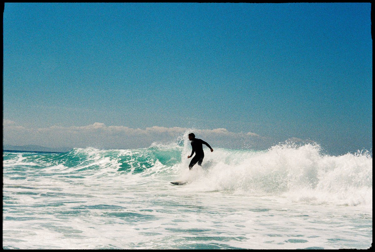 diexso0n's tweet photo. A Coruña en 35mm https://t.co/Xpwfabke4P