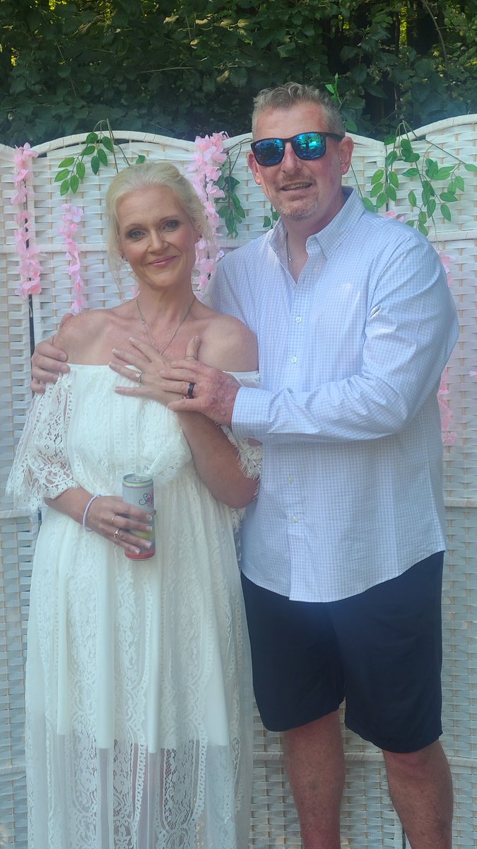 Introducing Mr &amp; Mrs Hunt ❤️.