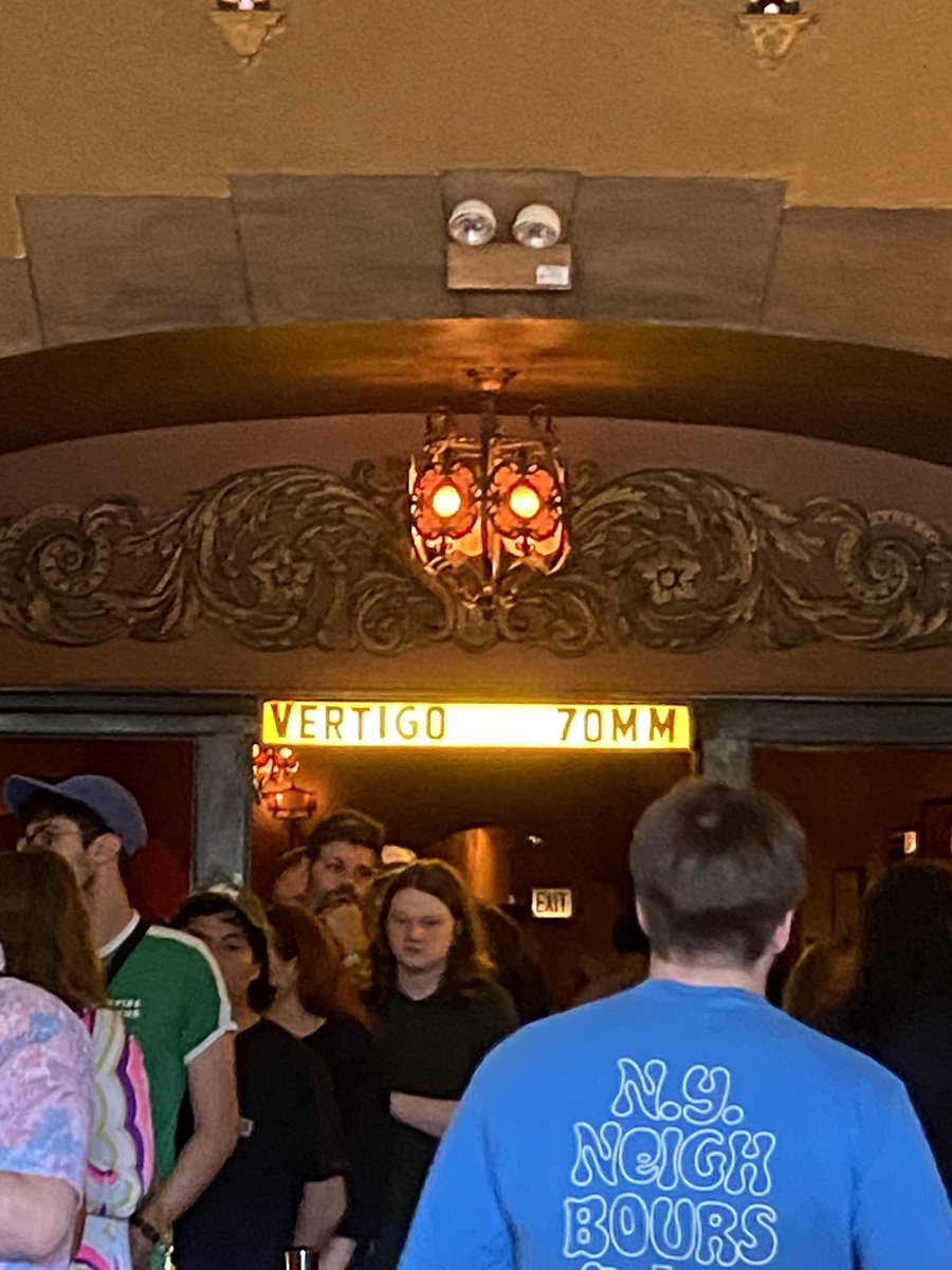 These new Music Box seats are so nice 😦