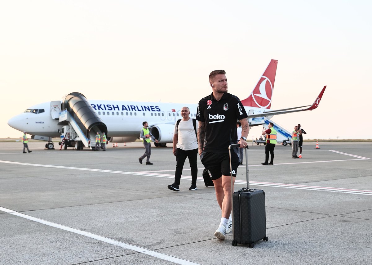 duyumsaati's tweet photo. Yıldız şehire giriş yaptı. 🌟

@ciroimmobile https://t.co/GgR58qjUAg