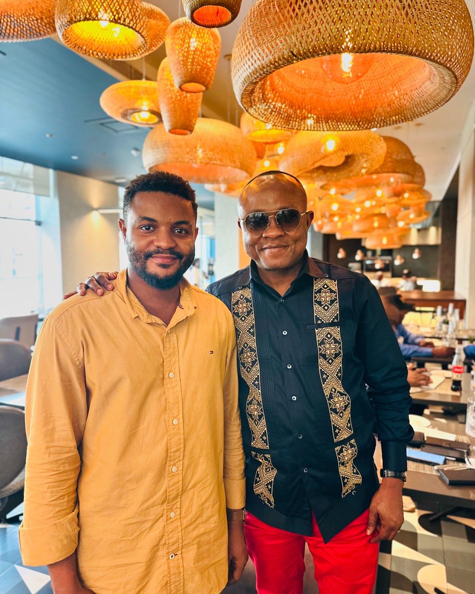 WolffMugos's tweet photo. Un moment mémorable avec l’honorable vice-gouverneur de la ville de Kinshasa, Eddy Iyeli Molangi, lors de la rentrée politique qui s’est tenue au siège du parti #mlc. 

Photo prise : Novotel Kinshasa la Gombe https://t.co/c1GTfwTaVz