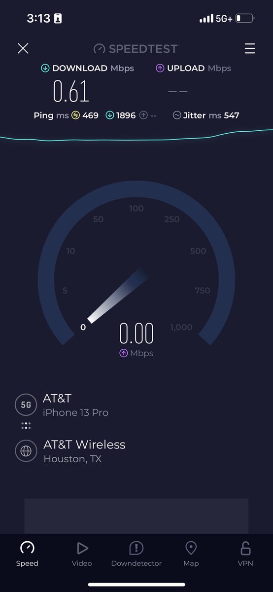 brentw8098's tweet photo. @ATTHelp Is this normal internet speed in the middle of a city?   Horrible latency, slow internet. https://t.co/RPTJMyLMcm