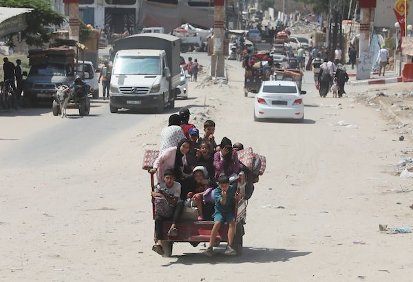 In the second half of August, in addition to continuing its genocidal campaign in Gaza, Israel began a large-scale assault on several Palestinian cities and villages in the Jenin, Tulkarm, and Tubas governorates.  Here are day-by-day summaries between August 16-31 🧵