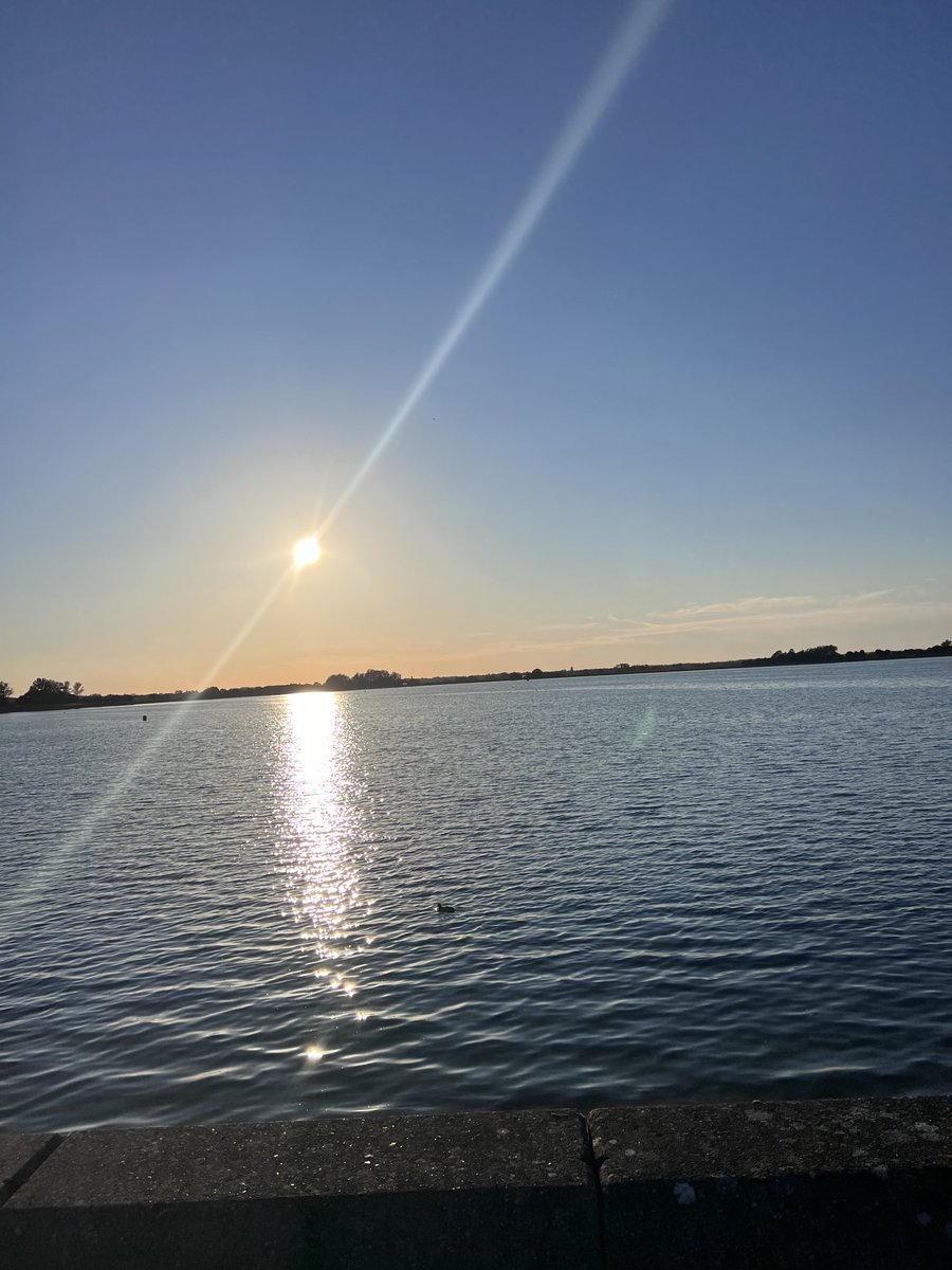 Dr. Lucy Gill-Simmen (@lgsimmen) on Twitter photo A much needed screen break this evening. Reservoir walk with the fam. #familytime #summerfeels #decompress <a href="/FarmoorFishing/">Farmoor Fishing</a> A much needed screen break this evening. Reservoir walk with the fam. #familytime #summerfeels #decompress <a href="/FarmoorFishing/">Farmoor Fishing</a>