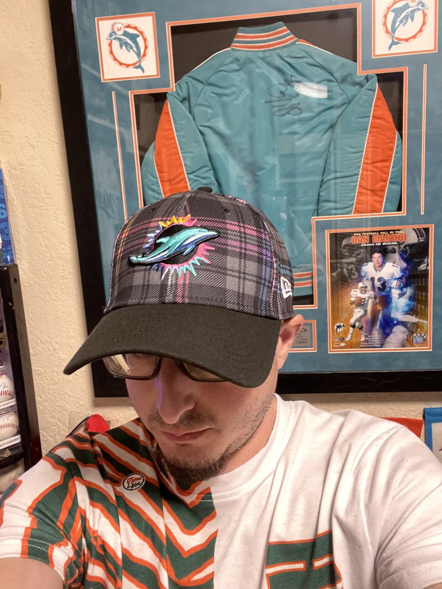 LoudMiamiFan's tweet photo. new #CRUCIALCATCH hat arrived! #GOFINS #fuckCANCER

SUPPORT CANCER RESEARCH to #INTERCEPTCANCER 

https://t.co/SrIutkd8V3 https://t.co/Qi44nkccK7