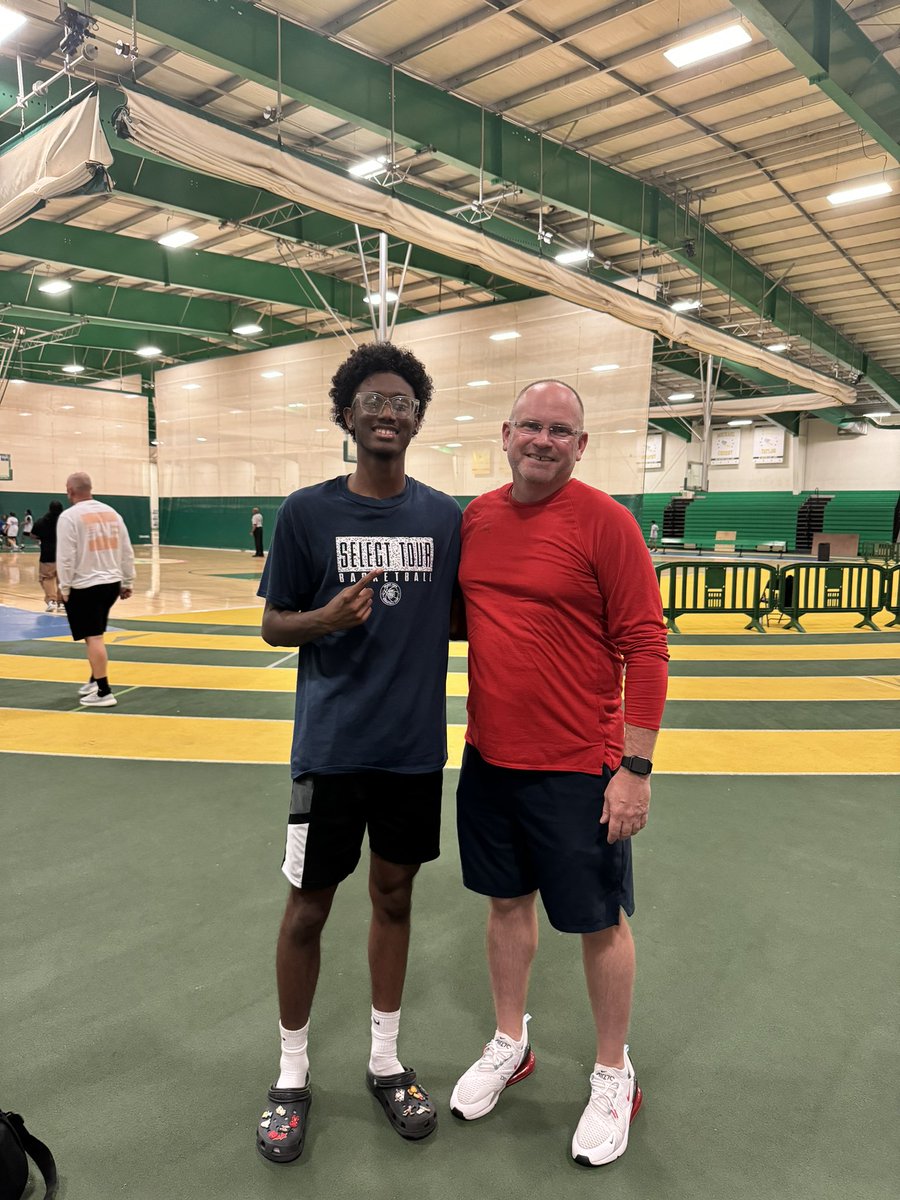 Israel “Izzy” Kelly tweet media