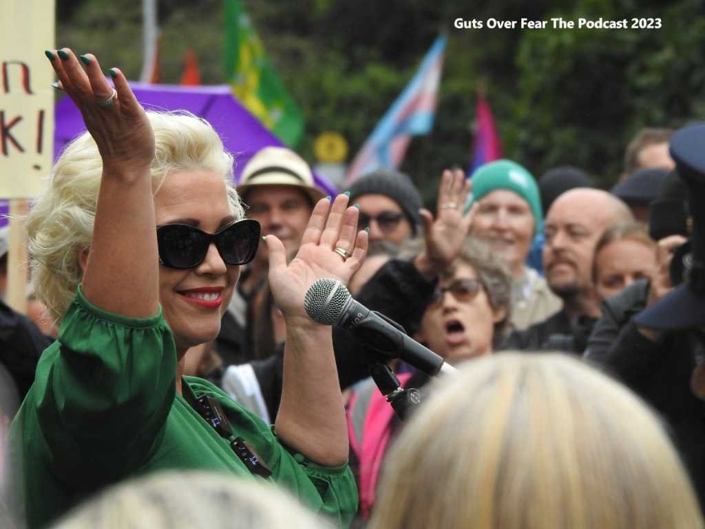 TheCountessIE's tweet image. It&apos;s been one year since #LetWomenSpeakDublin #LetWomenSpeak with Kellie-Jay Keen @ThePosieParker. It was an incredible day, coinciding with @FreeSpeechIre&apos;s sold out Free speech event at the RDS Dublin! #SaveFreeSpeech #BinTheBill. The trans activist protesters (not…