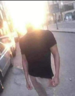 ARMANI__72's tweet image. اليوم عطيت تلفوني لشخص هندي عشان يصورني ،،
فتحت الصورة لقيت نفسي بمسلسل قصص الأنبياء 🤪