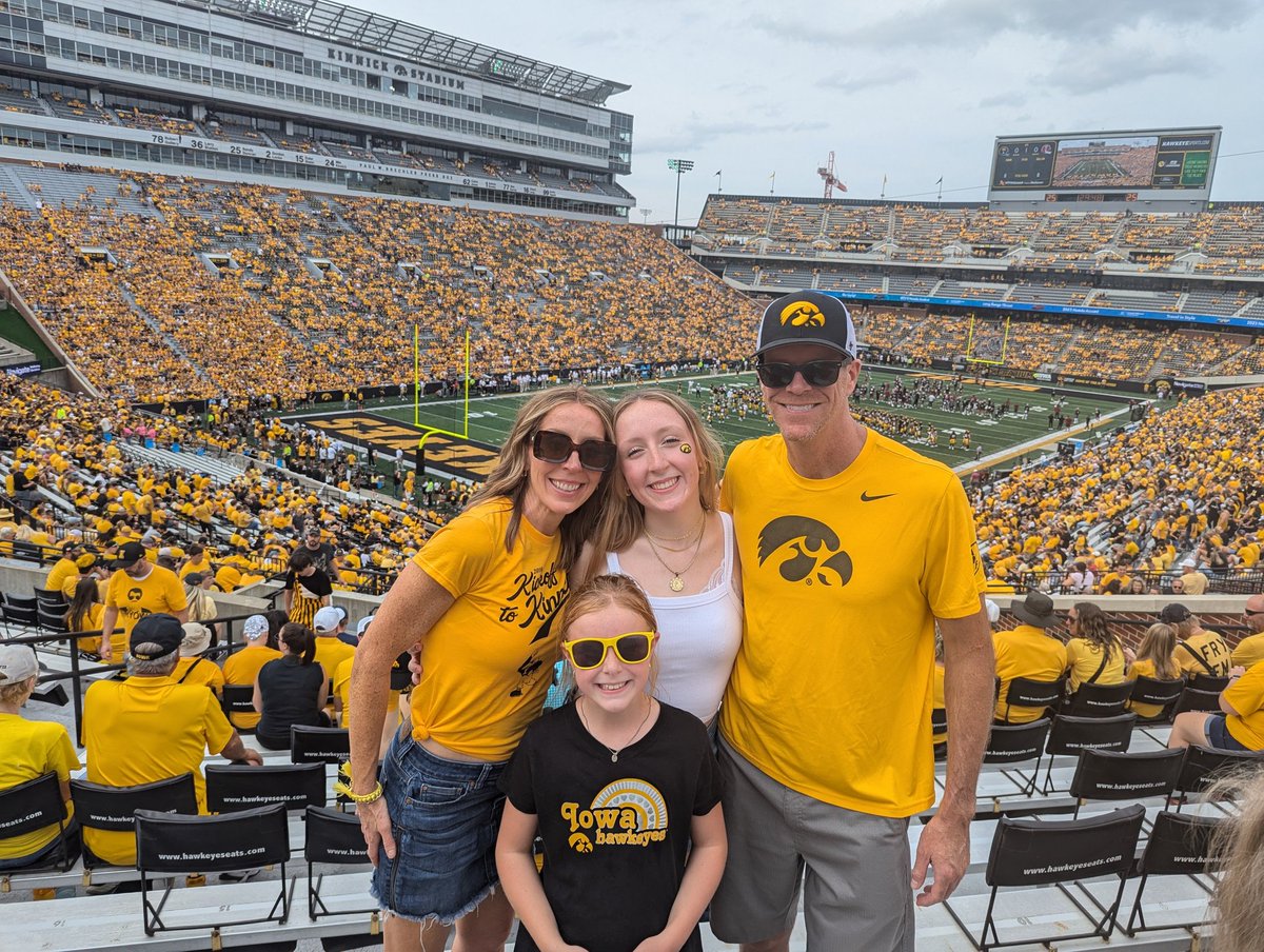 Dr. Cassie L. B. Rader tweet media