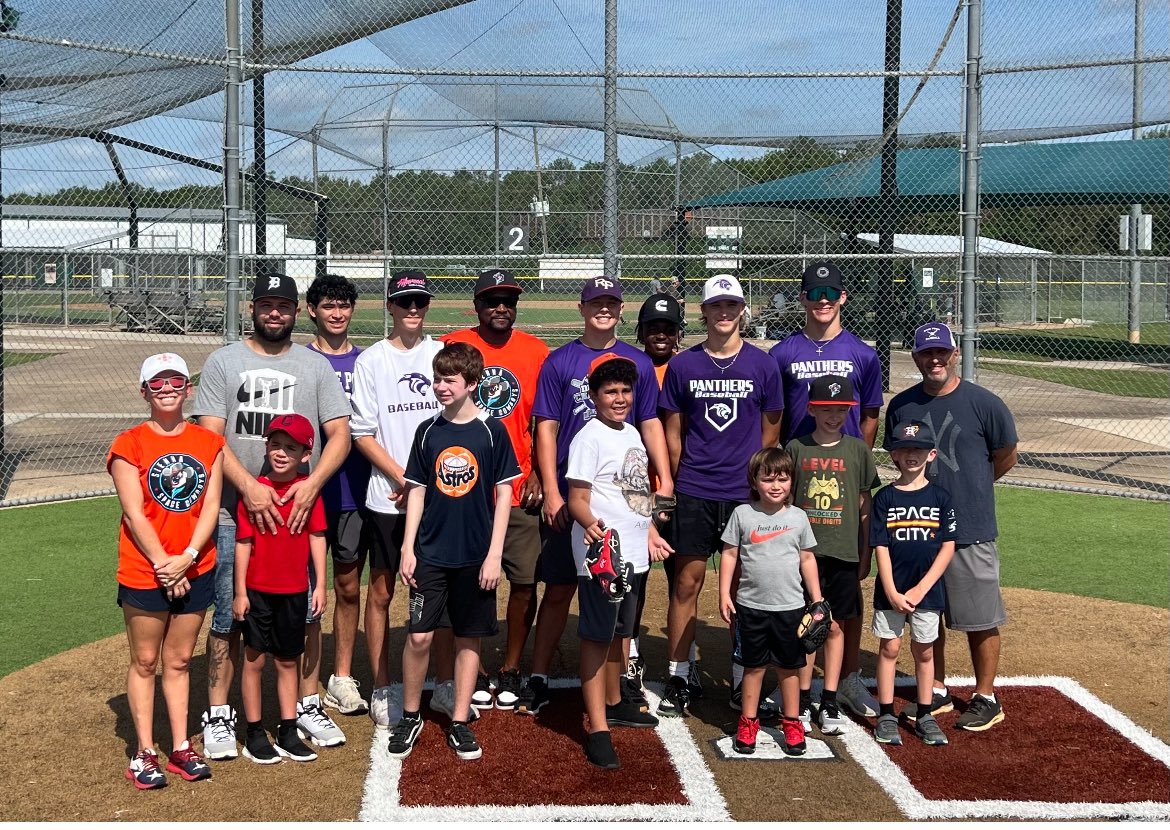 Thanks to the Sienna Youth Baseball League for having us out to help kick off the Dream Team season! <a href="/SiennaBaseball/">SYBL</a>