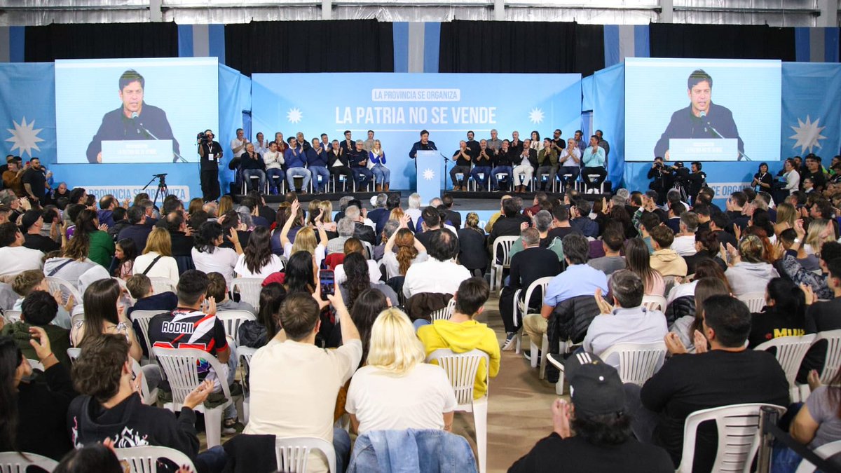 La Provincia se organiza, la Patria no se vende 🇦🇷

Participamos del plenario del peronismo bonaerense que encabezó @kicillofok en Santa Clara del Mar, junto a <a href="/magariovero/">Verónica Magario</a>, <a href="/magdysierra/">Magdalena Sierra</a>, <a href="/WWischnivetzky/">Walter Wischnivetzky</a>, intendentes, referentes, organizaciones, compañeros y compañeras.