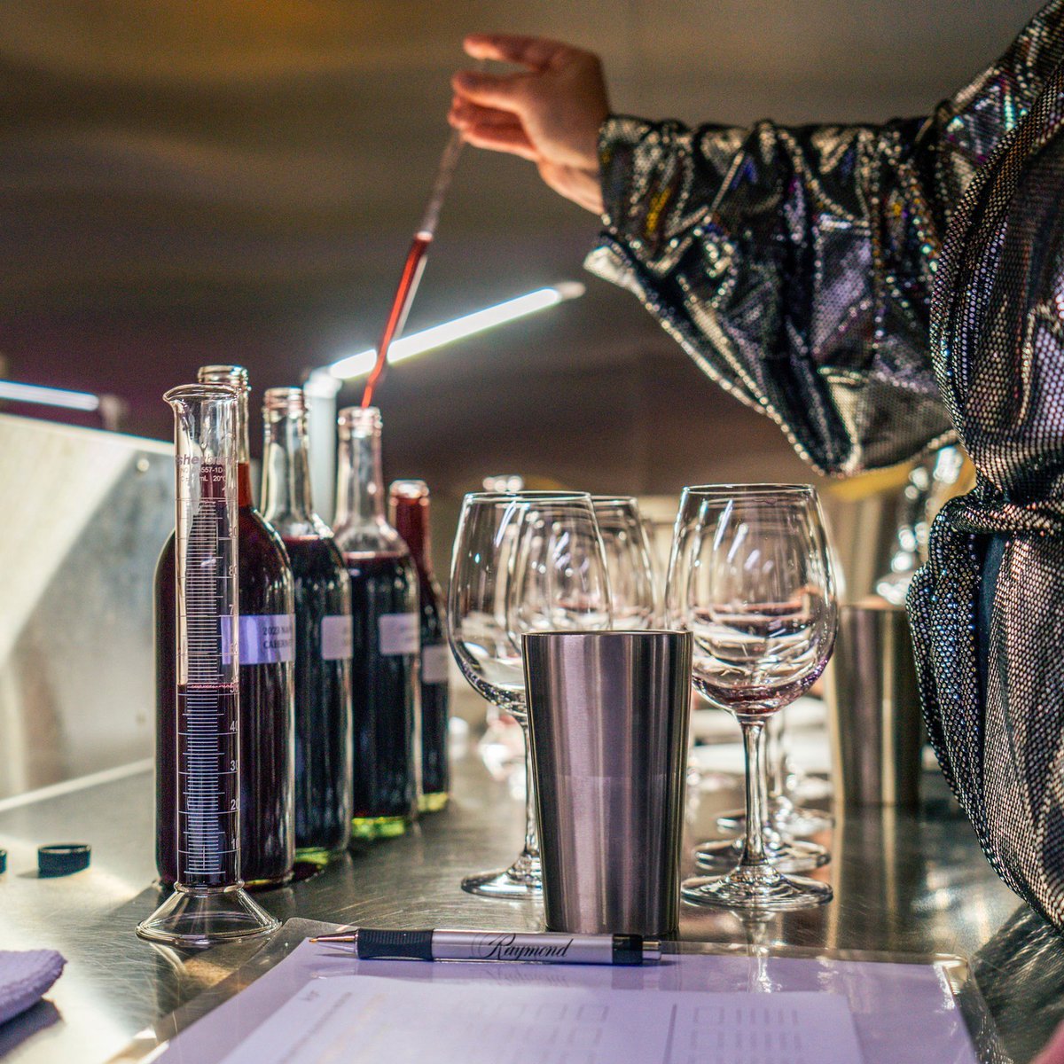 ASHNapa's tweet photo. Sip, Blend, and Bottle—Become a Winemaker for a Day at Raymond Vineyards!
Explore more of this Raymond Vineyards experience!
https://t.co/Kz4tOgJXiH
#winemakerforaday #sthelena #winecountry #napa #napavalley #winetasting #winemaker https://t.co/MoDSZgbDPU