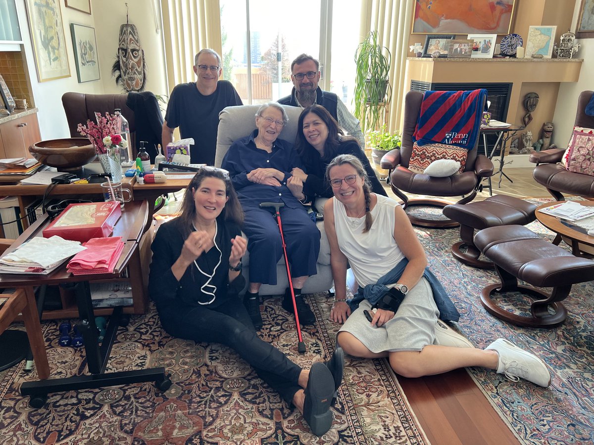 angierangeles's tweet image. Wonderful to see Madeleine Joullie! Many thanks for continuing to mentor me from my time @PennChemistry to present. Thank you for opening doors for the next generation of female chemists!
