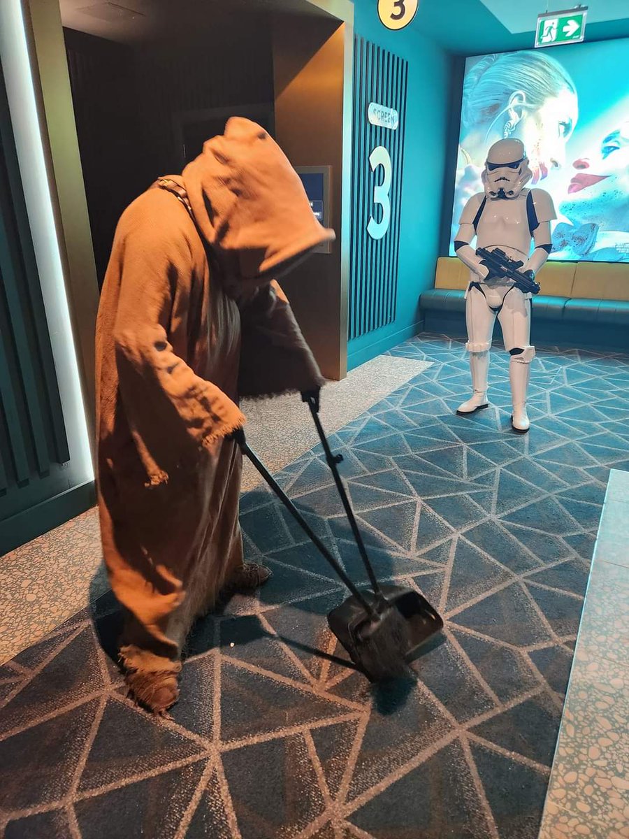 When you thought you'd stolen one of those fancy Roomba droid hoovers but it turned out to be a brush and shovel. Disappointing times for our light fingered Jawa.
 
Photo credit: <a href="/501stireland/">501st Ireland Garrison</a>

#rebellegionireland #RebelLegionIrelandBase #RebelLegionIE #WeAreTheGoodGuys  #jawa