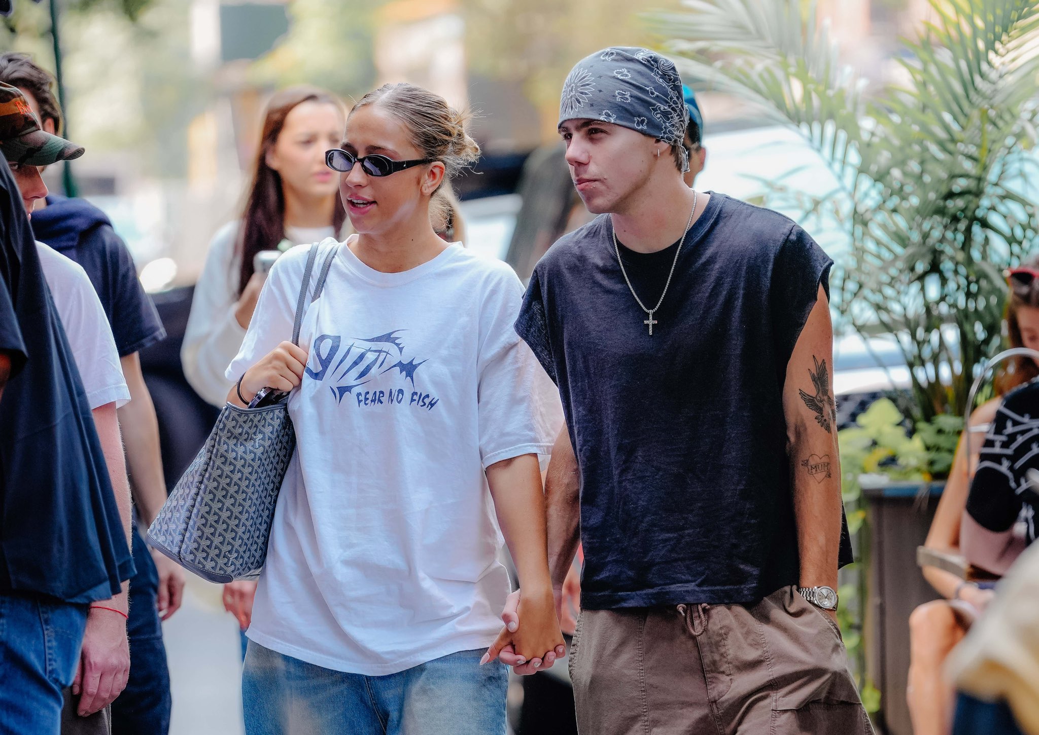 Cặp đôi nhận về nhiều sự yêu quý từ cộng đồng người hâm mộ. Cặp đôi nhận về nhiều sự yêu quý từ cộng đồng người hâm mộ.