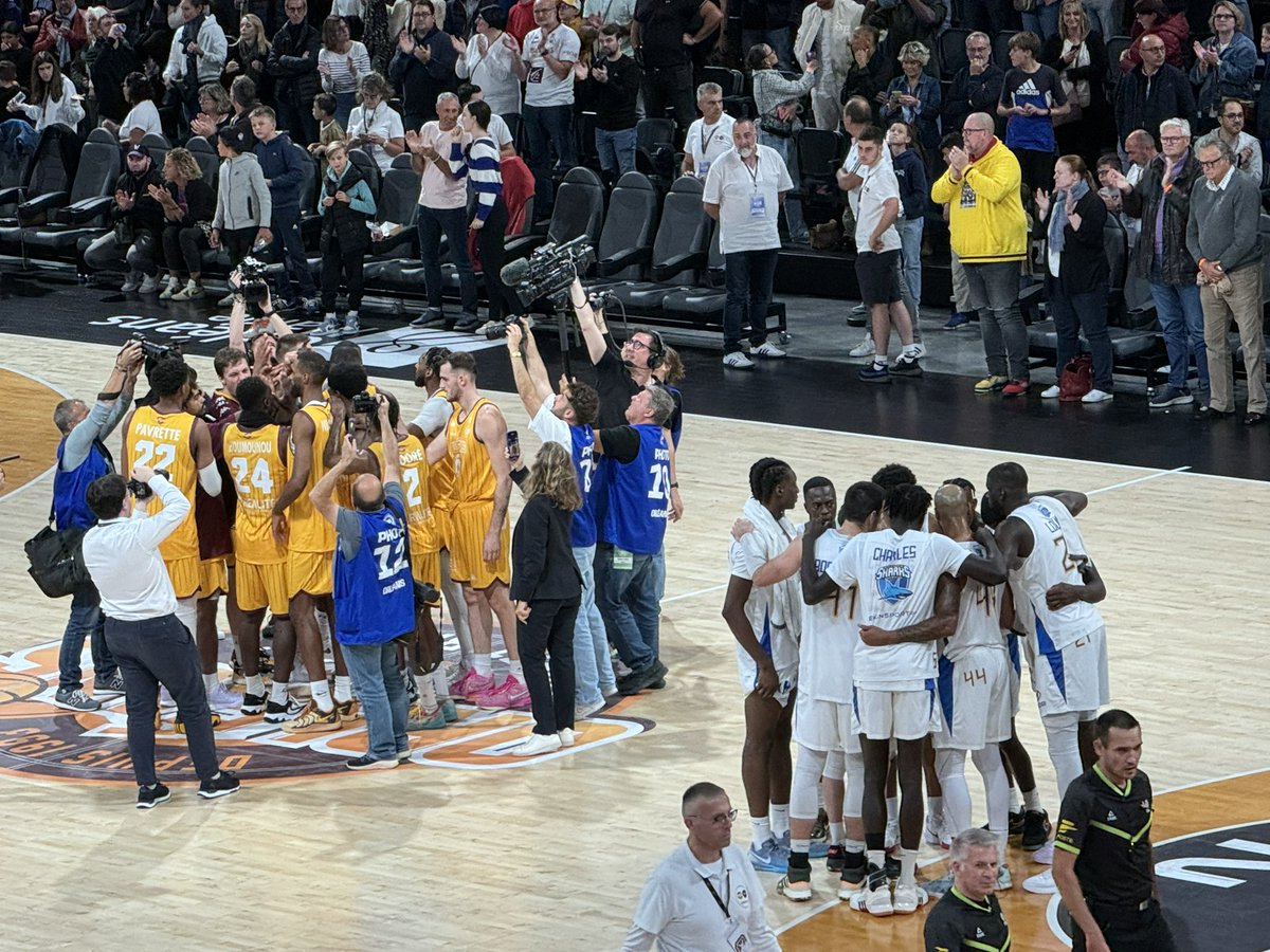 L’<a href="/OLB45/">OrléansLoiretBasket</a> lance sa saison par une victoire (78-71) face à <a href="/AntibesSharks/">Antibes Sharks</a> 

Après une première période parfaite (47-27), les Orléanais se sont fait peur mais ont su résister au retour des visiteurs

🔥 Tomislav Gabric 25 points, 8 rebonds, 1 passe pour 25 d’évalu
#Basket #ProB #J1