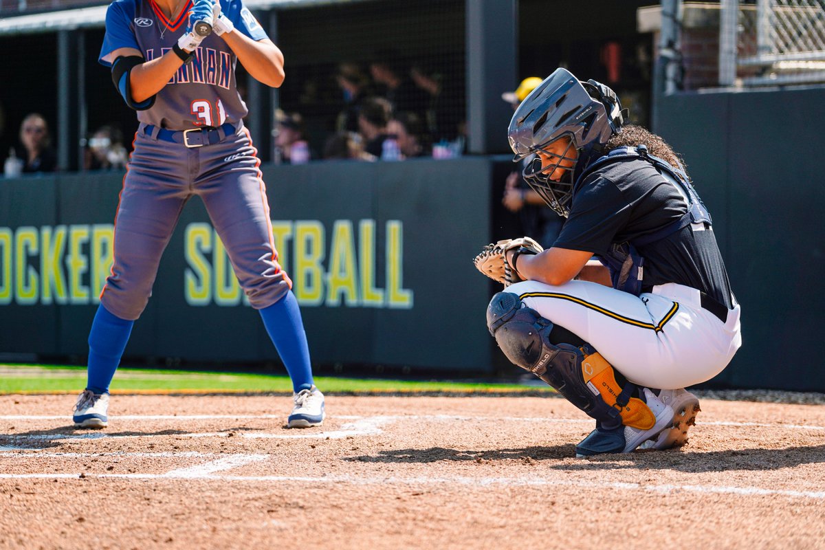 GoShockersSB's tweet image. Final from Game 1 of our DH.

MCC 11, WSU 10