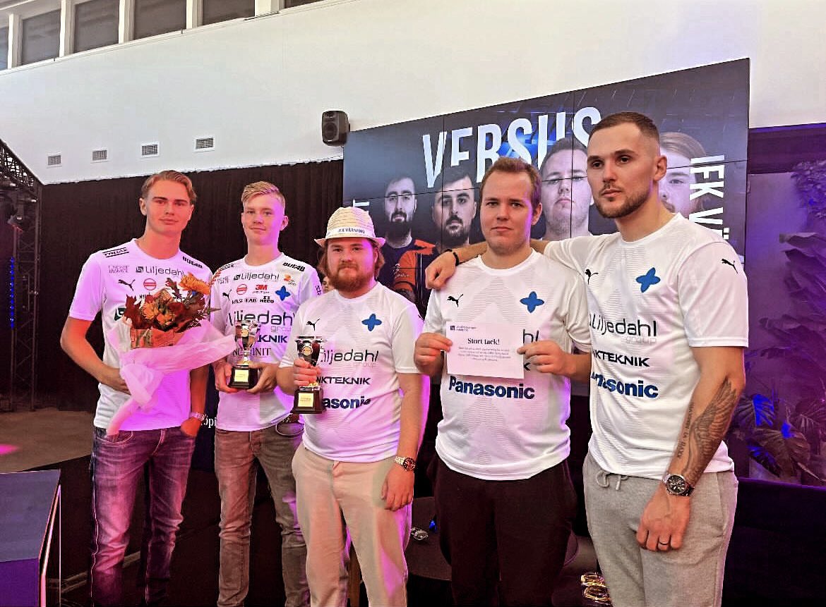 Champions🏆💙 #IFKVärnamo #gro36 <a href="/Xpetterzinho_/">Xpetterzinho_</a> <a href="/ALVINW12140126/">AlvinzinhoW</a>  <a href="/OlleMcdulle/">Mcdulle</a>