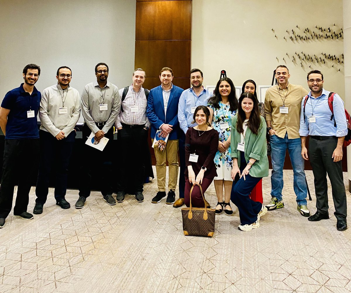 #IBD101 <a href="/AmCollegeGastro/">ACG</a> 
Amazing day! Amazing faculty!
Considering #IBD career now!! 😊