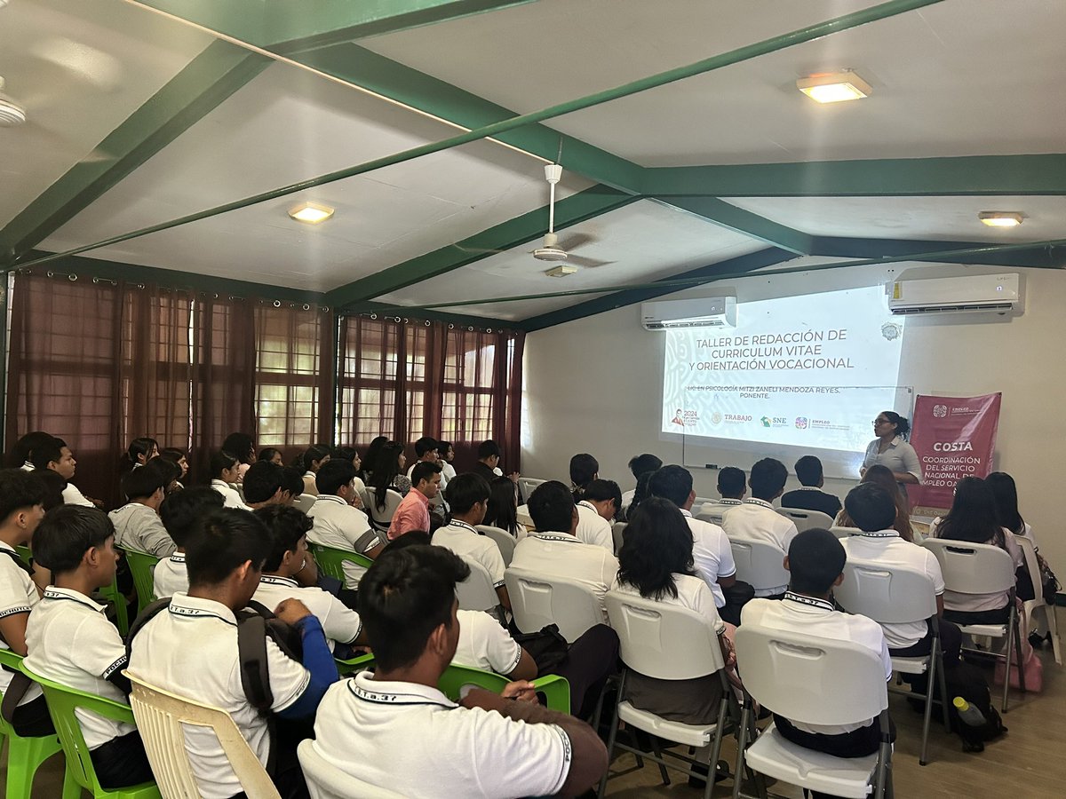 IMJUVEP's tweet photo. En coordinación con el Servicio Nacional de Empleo, hoy acudimos a las preparatorias de nuestro municipio con el objetivo de impartir el taller “Orientación Vocacional” a alumnos de 5to Semestre del Cbta No.37, Cobao PL 24 y CECYTE PL 21.

#Generandobienestar #Juventud https://t.co/cVL1oM1Wyv