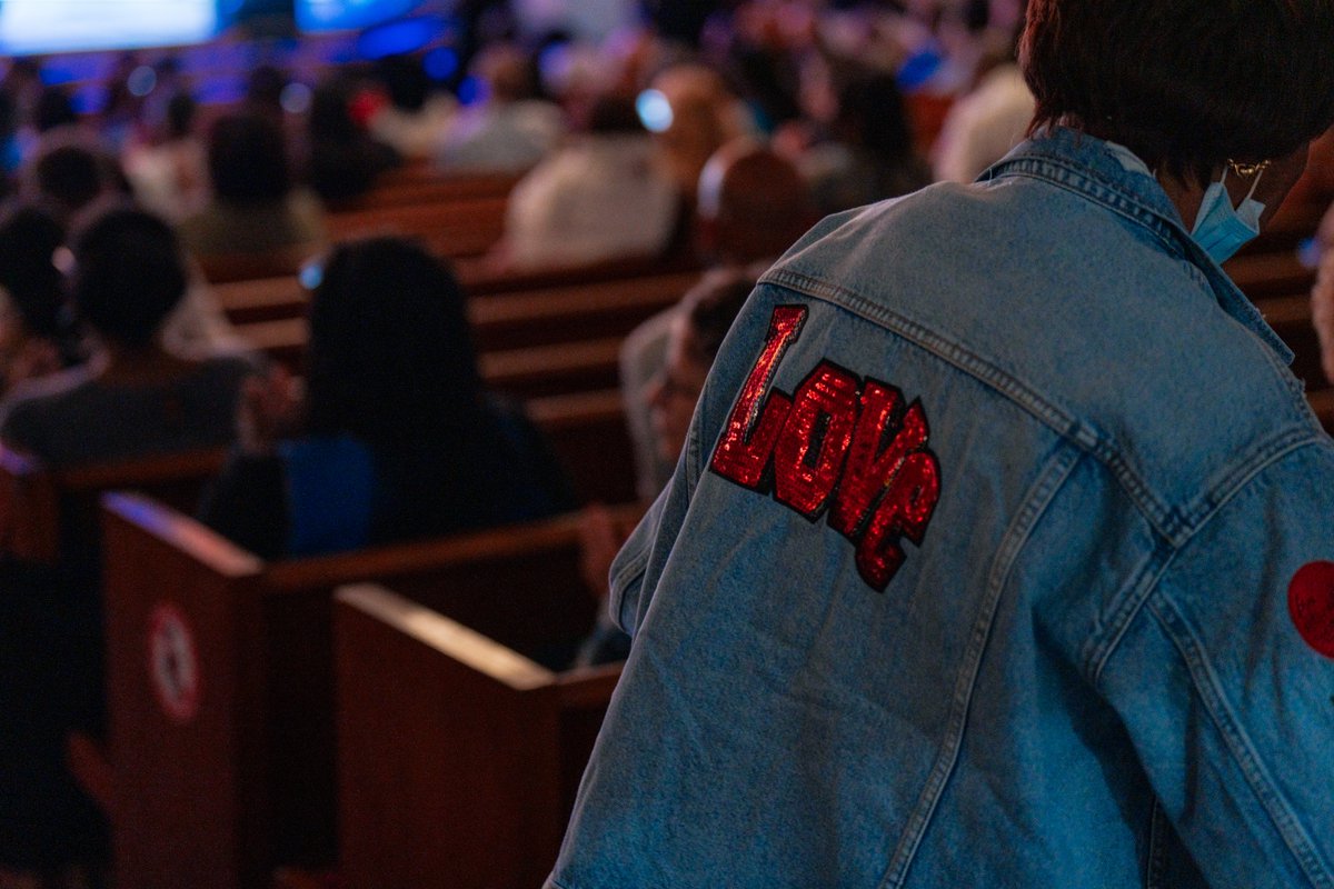 I was so inspired this morning to join the Hope in Harlem Conference to see a community committed to uplifting our youth.
 
At New York City Public Schools, we're prioritizing the mental health and wellness of our students so they can achieve greatness, including through sports.
