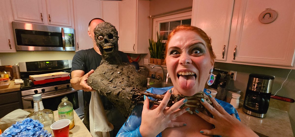 stillnewtwallen's tweet image. A tease of the many #practicalfx in my upcoming #Amityvillepooltoymassacre flick #mutantfam