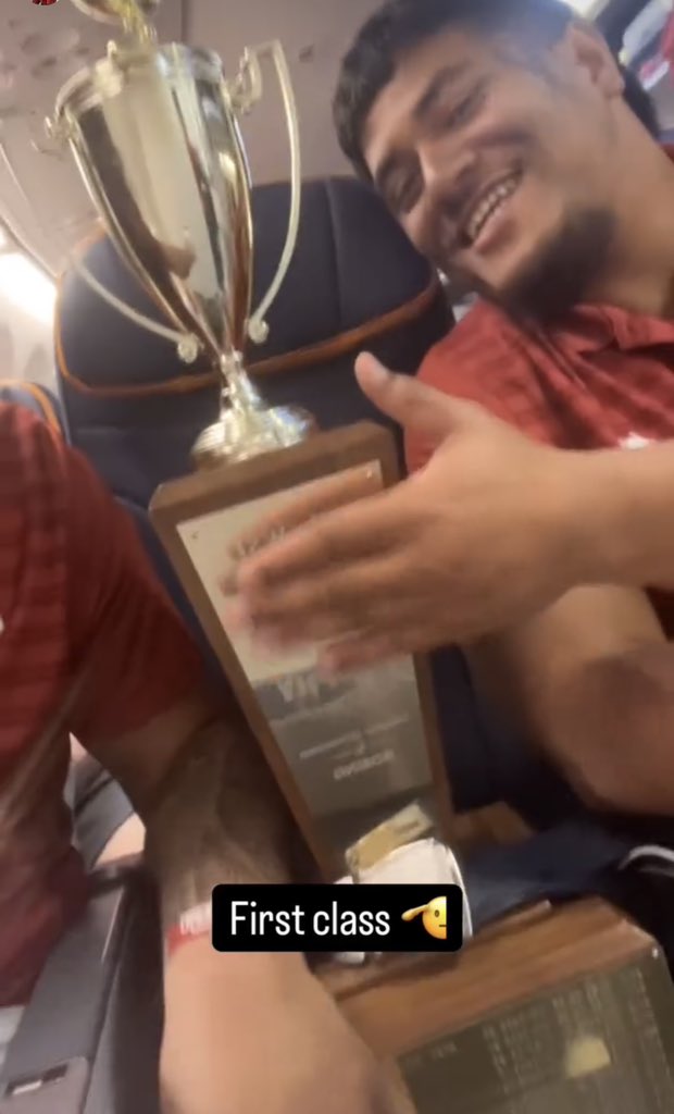WSUCougarFB's tweet photo. Back to where it belongs.

See y’all at Bohler Gym to greet the Apple Cup Champs. 8pm‼️ https://t.co/dq97bEpu6Q