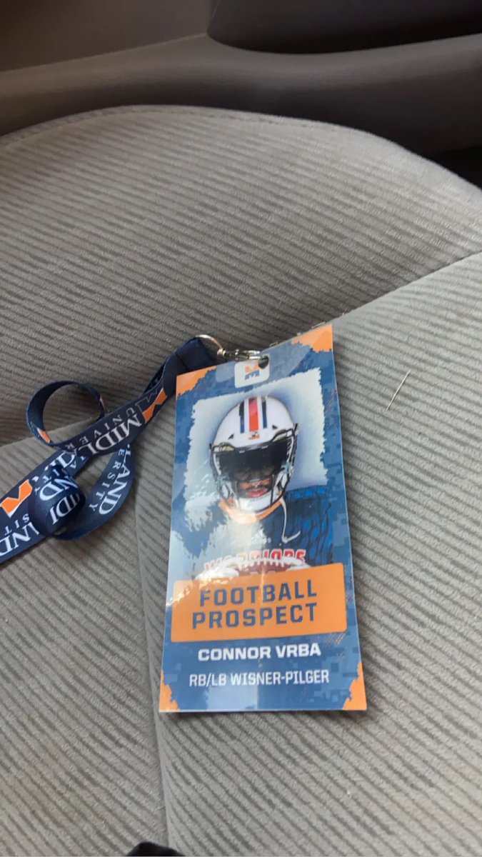 Connor59264660's tweet photo. Thanks for having me out today! Had a great time at Midland. @CoachJamrog @coachWRacine @Coach_Honnold https://t.co/1o40qXSown