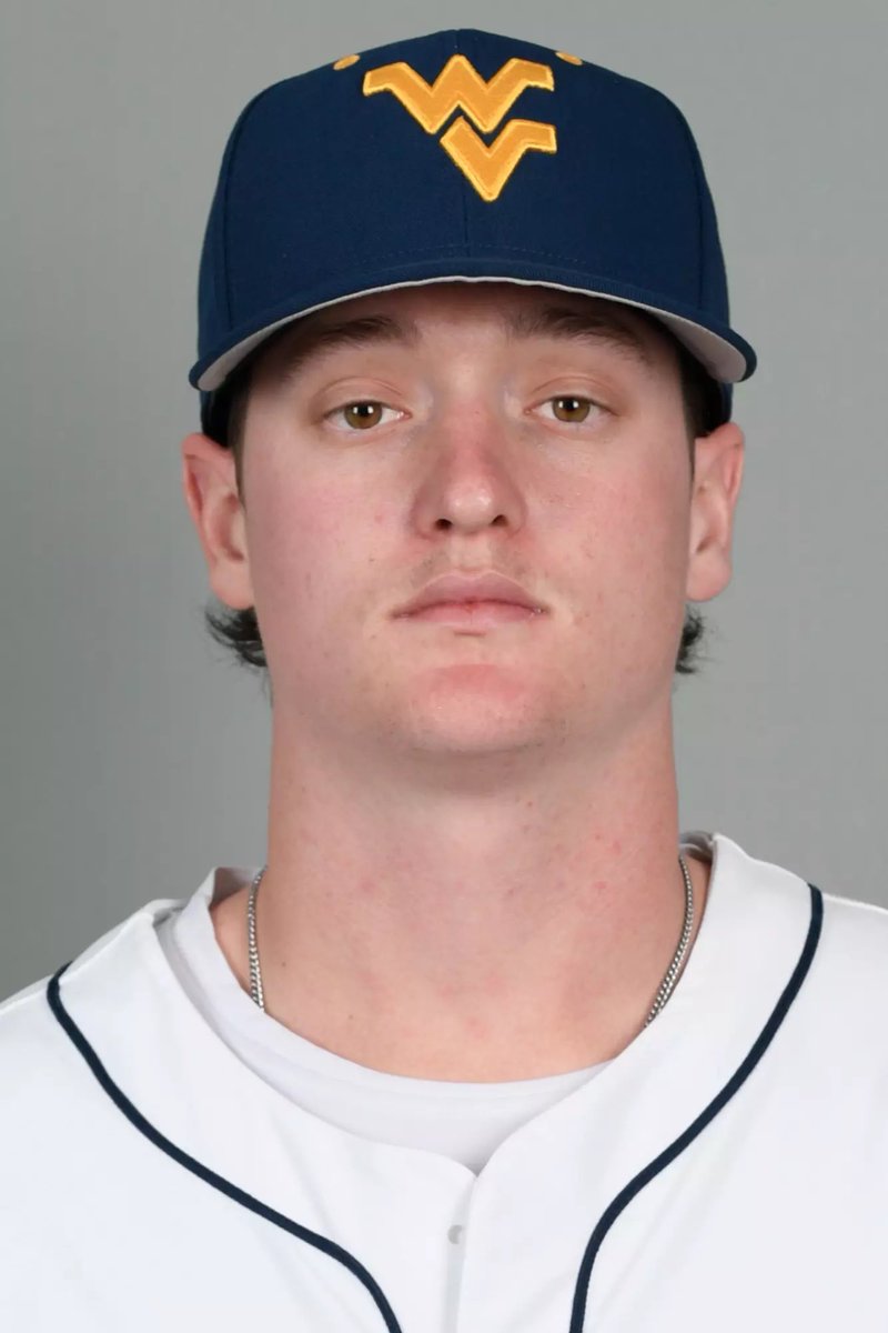 WVUBarstool's tweet photo. Reed Chumley if you can hear my prayers https://t.co/VkpWgAMXeZ