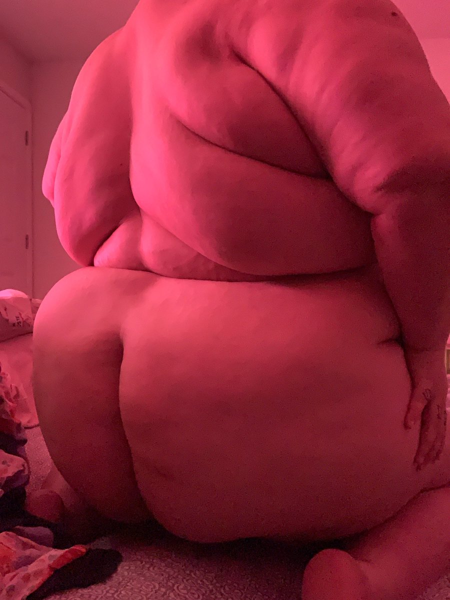 swampqueer69's tweet photo. i look so soft and fuckable💕💞 https://t.co/n4je9GTByK