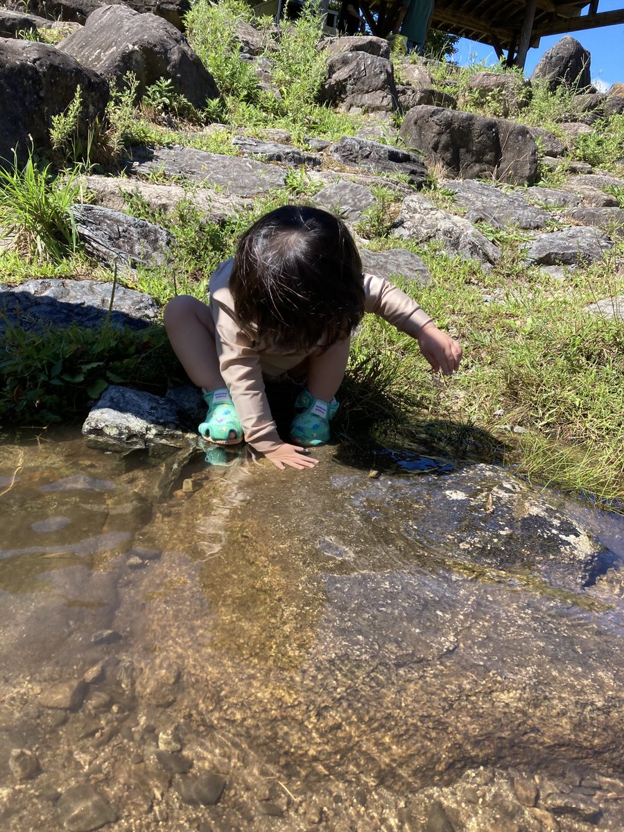 taaa__723's tweet photo. 津山たのしかった！
石ころ好きすぎ
ぼーちゃんなの！？ https://t.co/i9HERCz1EN
