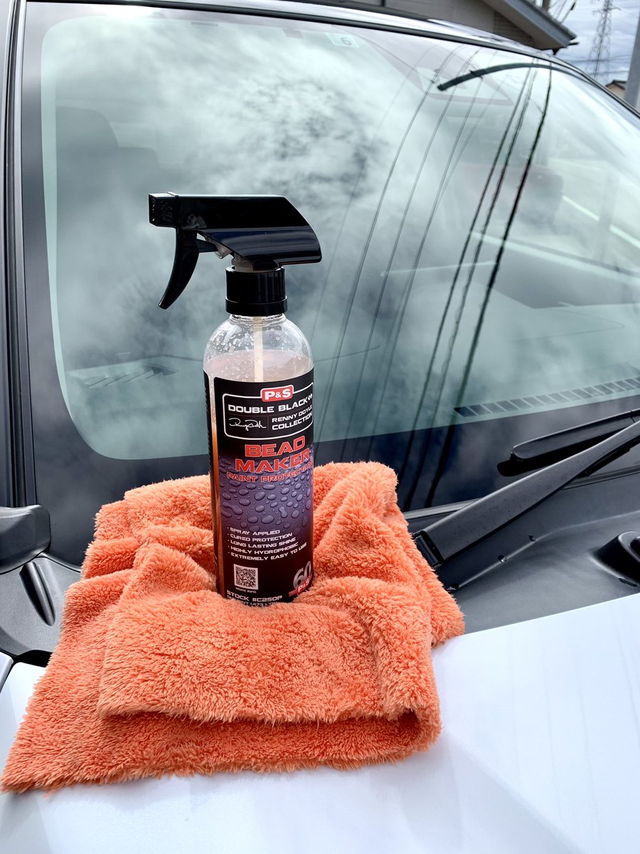 daniel5559's tweet image. 朝から曇り☁️で絶好の洗車日和💦
午後から雨☔なので今のうちP&amp;amp;SさんのBEAD MAKERでポリマー保護して艶出し✨
#洗車
#BEADMAKER
#ロッキーハイブリッド