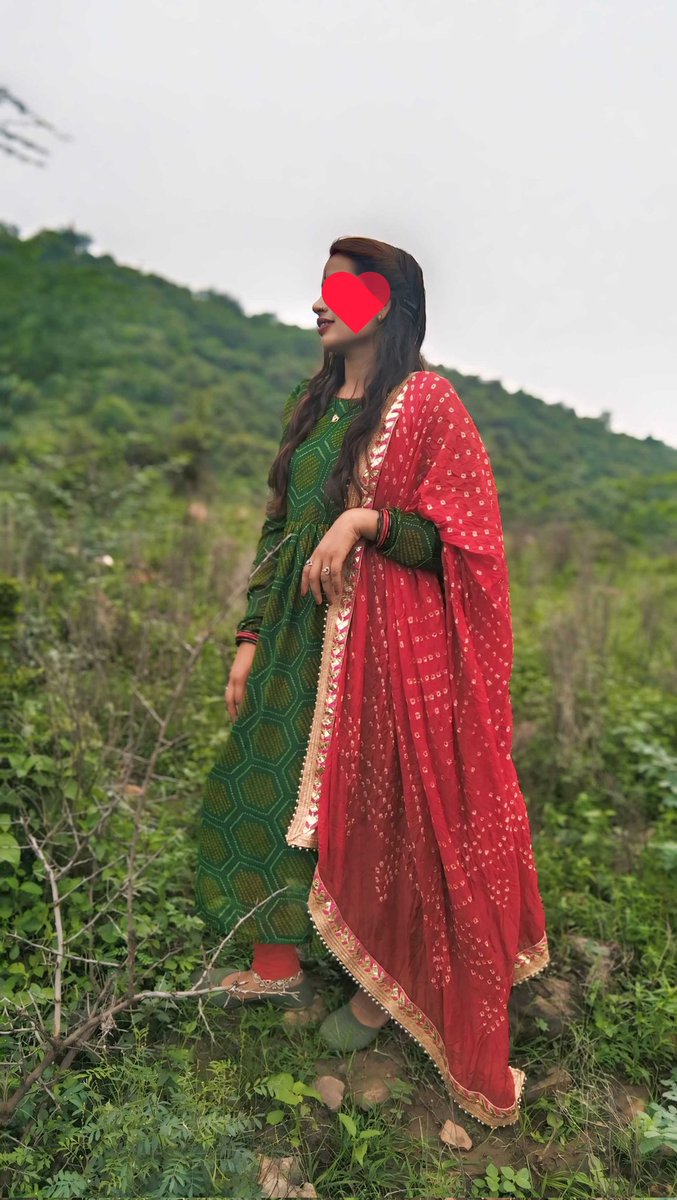 rajasthanwali1's tweet photo. Gd morning, तुम्हारे लिए ही तुमसे लड़ते हैं..🥰🥀 #GoodMorning #romantic #quate #engineersday #engineers #EngineeringExcellence https://t.co/JkMBgQH15W